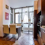 Old Town Story House Brasov