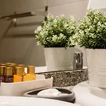 Old Town Story House Apartment *