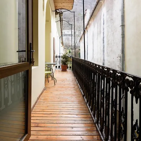 Old Town Story House * Brasov