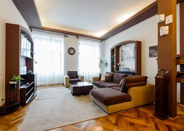 Old Town Story House Brasov