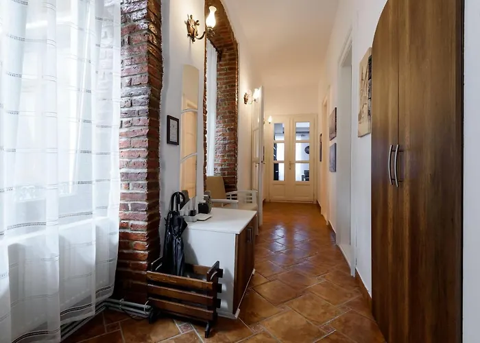 Old Town Story House Apartment Brasov