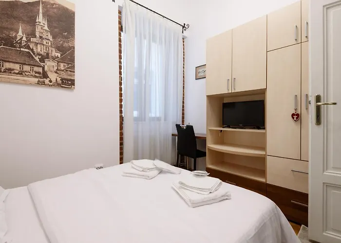 Old Town Story House Apartment