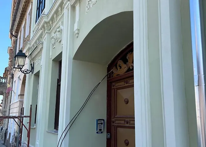 Old Town Story House 아파트